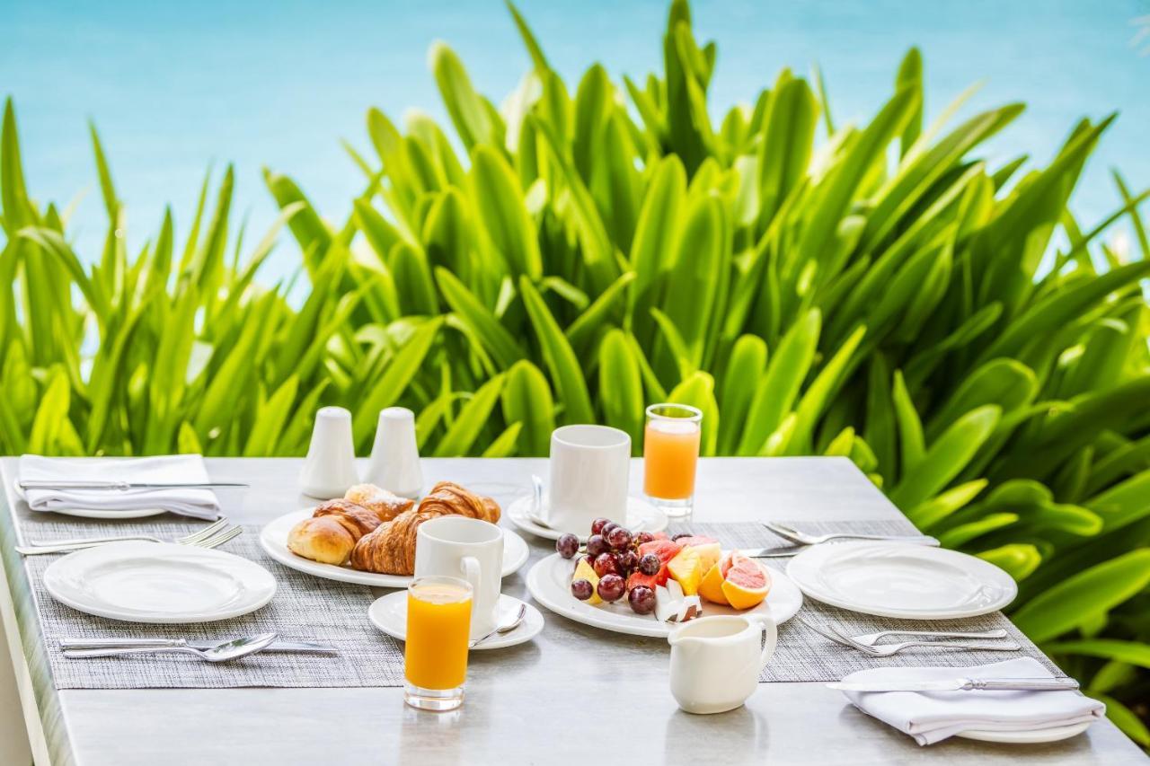 Victoria Beachcomber Resort & Spa - Victoria For 2 - Adults Only Pointe aux Piments Εξωτερικό φωτογραφία